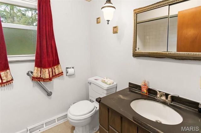 7132 W Main Street, Maryville, IL 62062