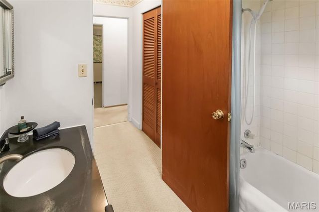 7132 W Main Street, Maryville, IL 62062