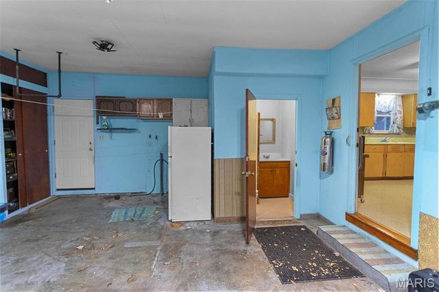 7132 W Main Street, Maryville, IL 62062