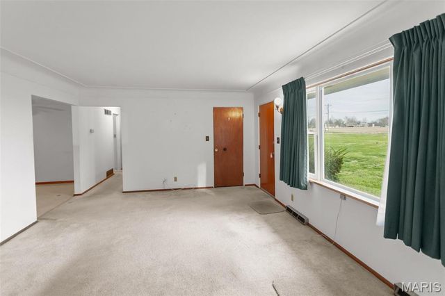 7132 W Main Street, Maryville, IL 62062