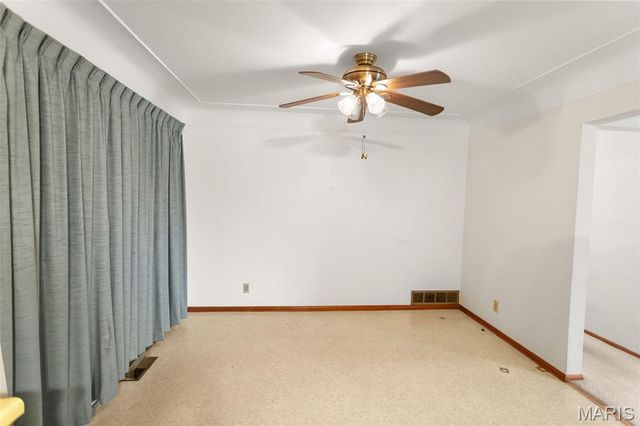 7132 W Main Street, Maryville, IL 62062