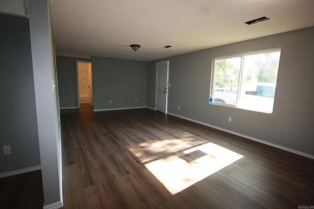 1205 N Walters Avenue, Dierks, AR 71833