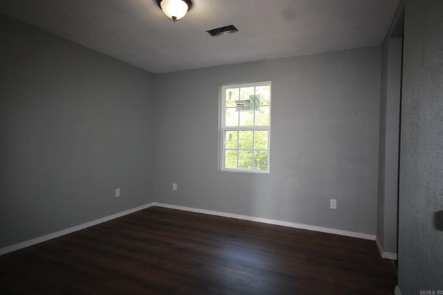 1205 N Walters Avenue, Dierks, AR 71833