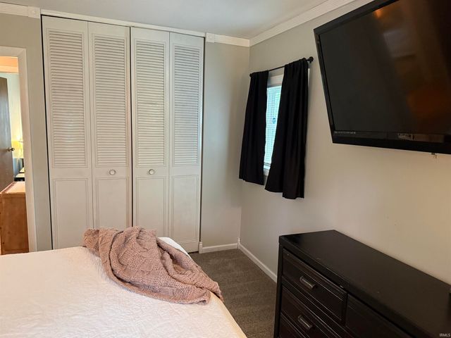 4532 E Macgregor Road, South Bend, IN 46614