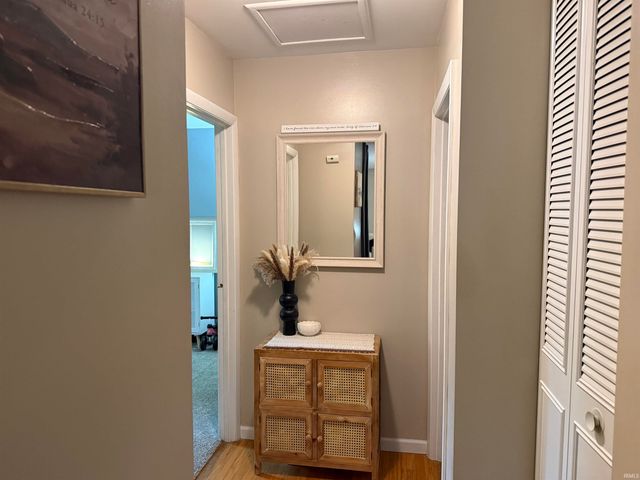 4532 E Macgregor Road, South Bend, IN 46614