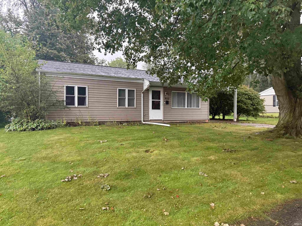 4532 E Macgregor Road, South Bend, IN 46614