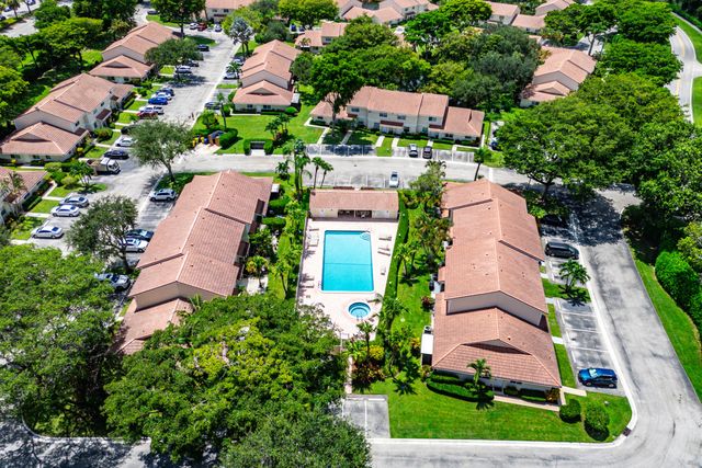6351 Walk Circle, Boca Raton, FL 33433