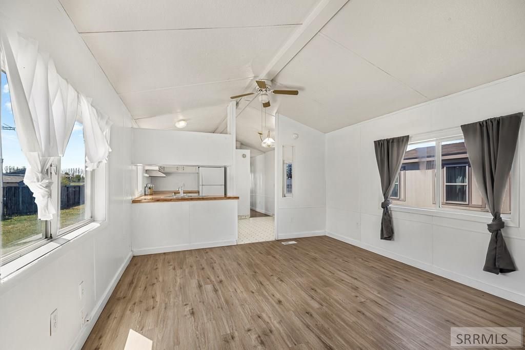 Image 4 of property listing at 4986 S 2000 W # 4, Rexburg, ID 83440