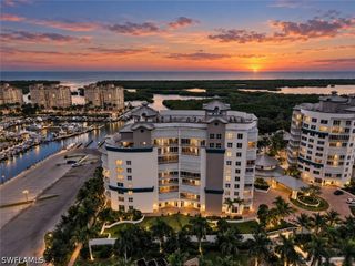 13665 Vanderbilt DR 301, Naples, FL 34110