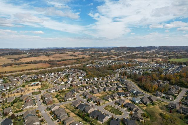 2033 Callaway Park Pl, Thompsons Station, TN 37179