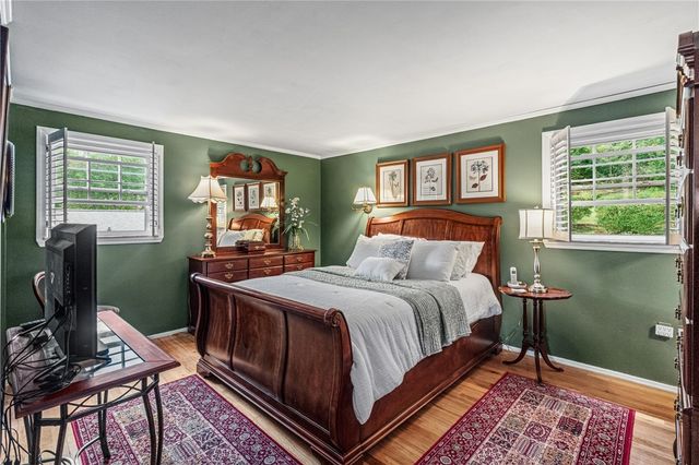 2907 Kings Mill Road, Bethel Park, PA 15102