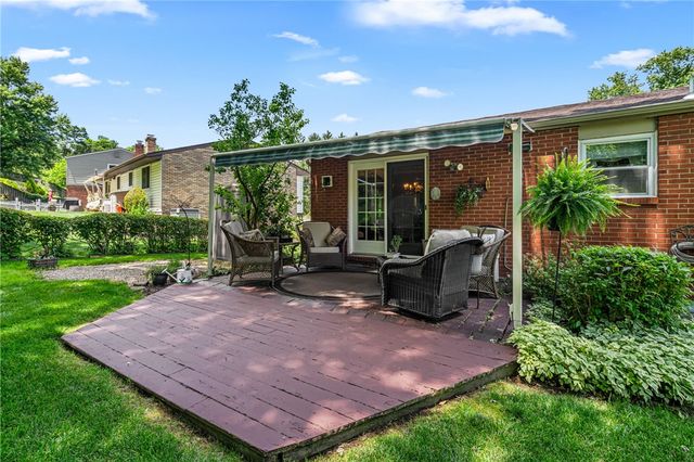 2907 Kings Mill Road, Bethel Park, PA 15102