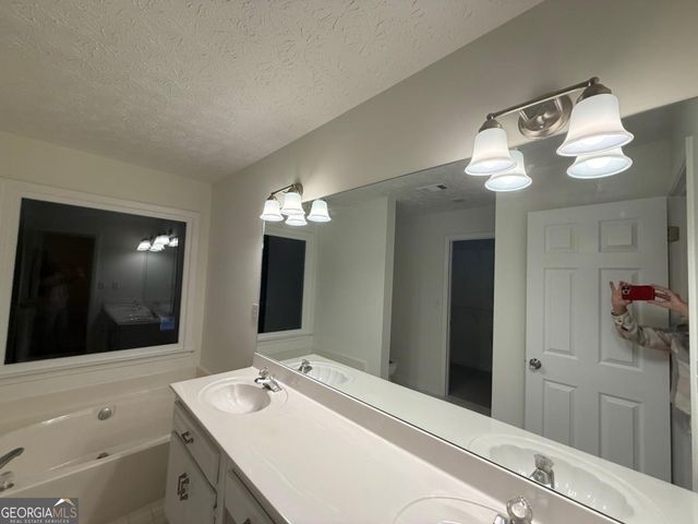 4944 Pippin Drive NW, Acworth, GA 30101