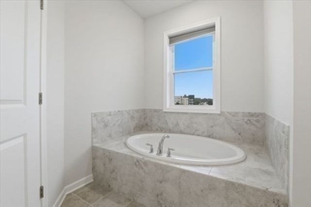 110 Trotter Road 2401, Weymouth, MA 02190