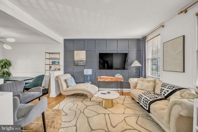 1118 STAPLES ST NE, Washington, DC 20002