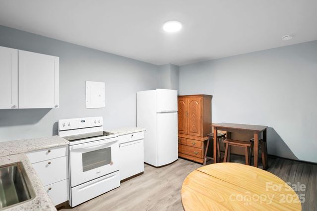 2701 Watson Drive, Charlotte, NC 28208