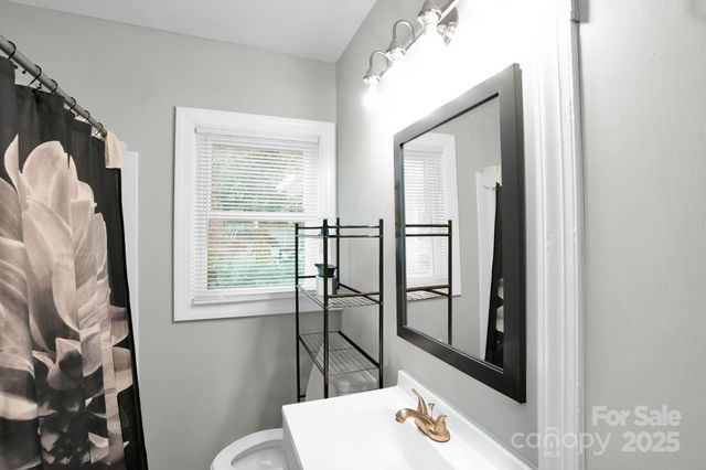 2701 Watson Drive, Charlotte, NC 28208