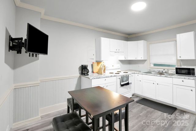 2701 Watson Drive, Charlotte, NC 28208