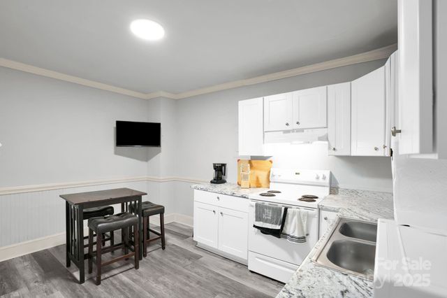 2701 Watson Drive, Charlotte, NC 28208