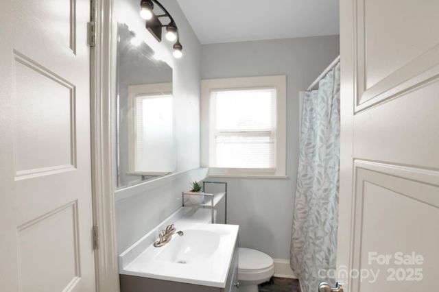 2701 Watson Drive, Charlotte, NC 28208