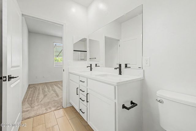 6415 S Ambarella Drive, Tucson, AZ 85756