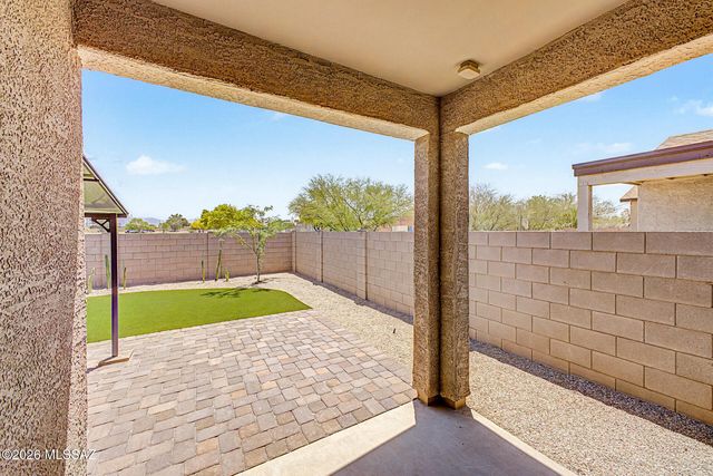 6415 S Ambarella Drive, Tucson, AZ 85756