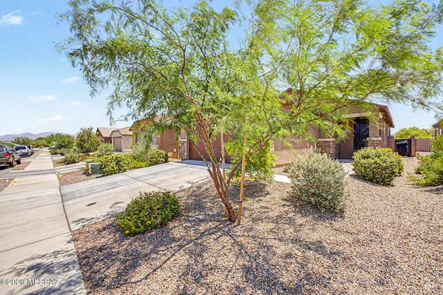 6415 S Ambarella Drive, Tucson, AZ 85756