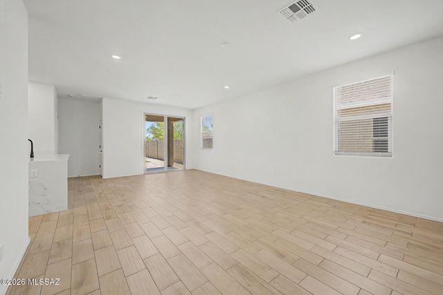 6415 S Ambarella Drive, Tucson, AZ 85756