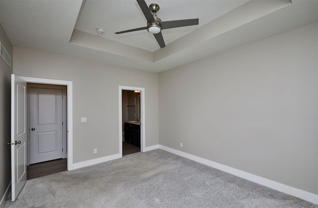 4471 Lower Beaver Road, Des Moines, IA 50310