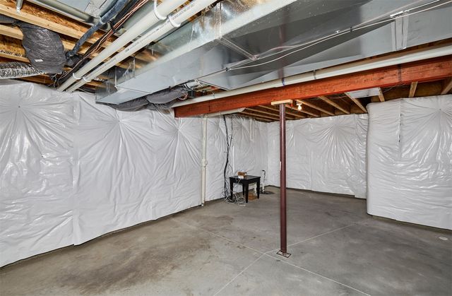 4471 Lower Beaver Road, Des Moines, IA 50310