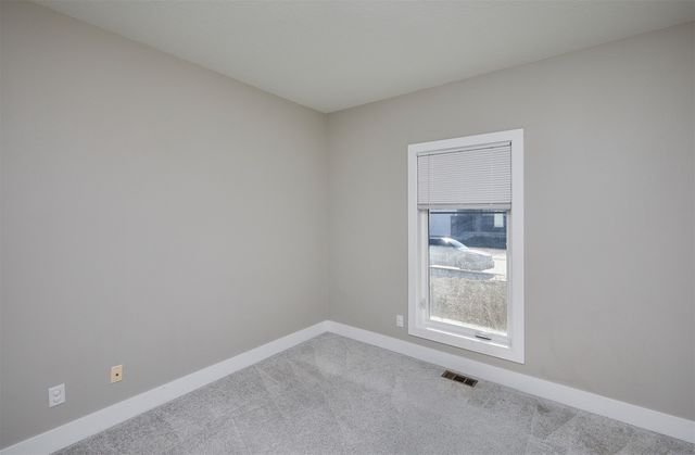 4471 Lower Beaver Road, Des Moines, IA 50310