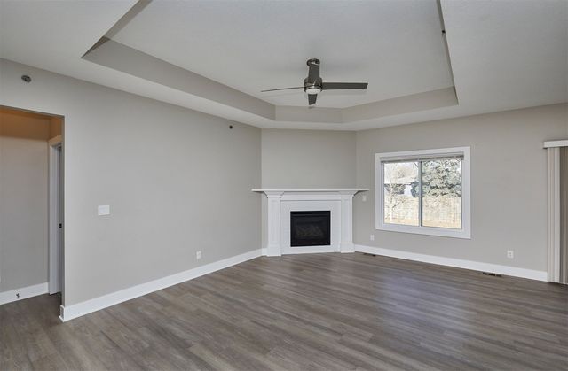 4471 Lower Beaver Road, Des Moines, IA 50310