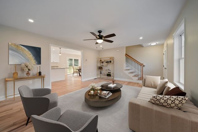 53 Kimball Hill Rd A, Hudson, NH 03051