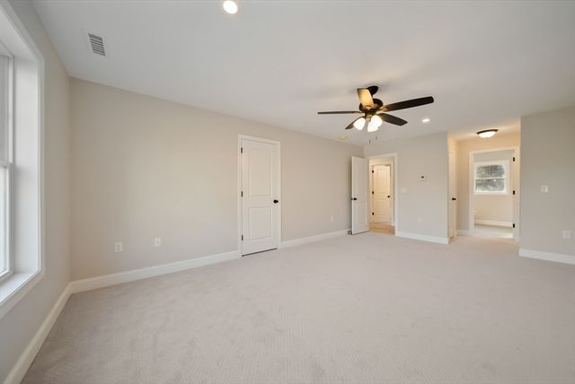 53 Kimball Hill Rd A, Hudson, NH 03051