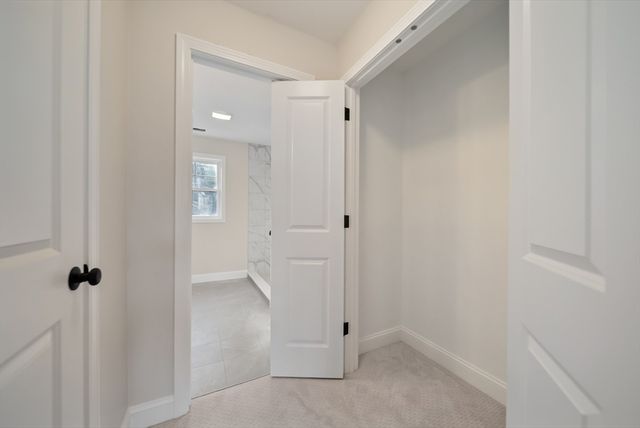 53 Kimball Hill Rd A, Hudson, NH 03051