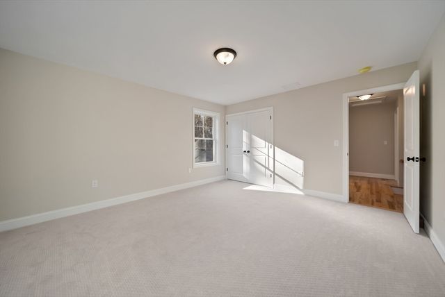 53 Kimball Hill Rd A, Hudson, NH 03051