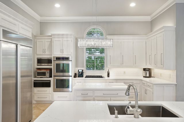 4 Spyglass Court, Frisco, TX 75034