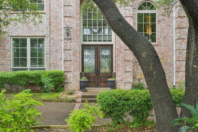 4 Spyglass Court, Frisco, TX 75034