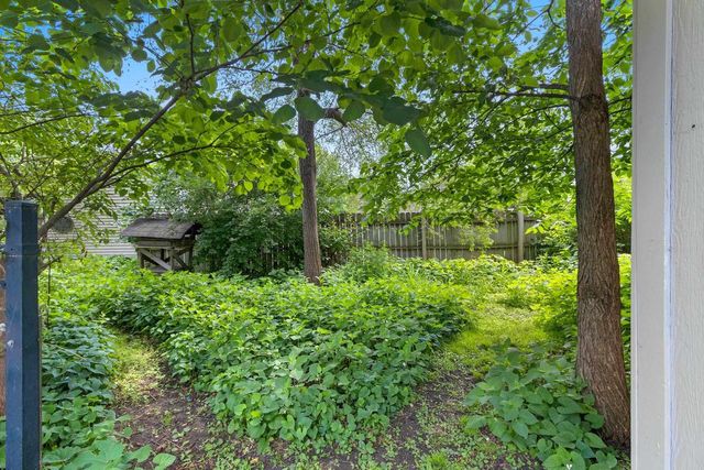 579 OAK STREET, Neenah, WI 54956