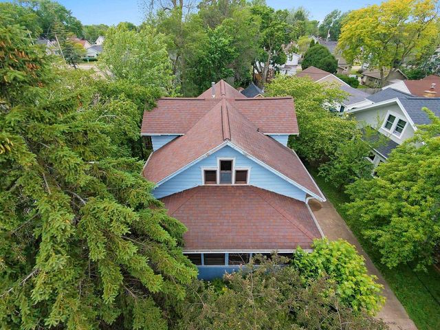 579 OAK STREET, Neenah, WI 54956