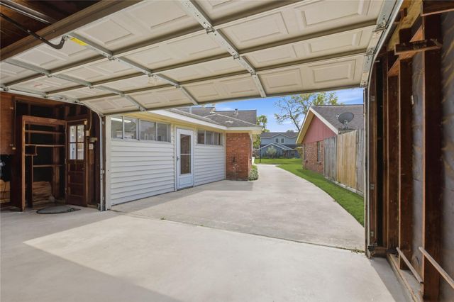 3626 Latma Drive, Houston, TX 77025