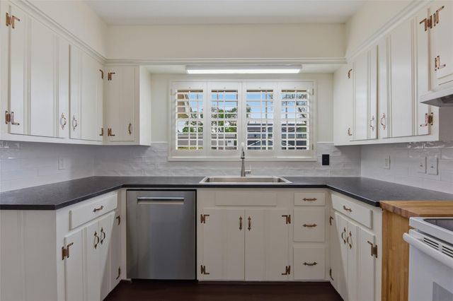 3626 Latma Drive, Houston, TX 77025