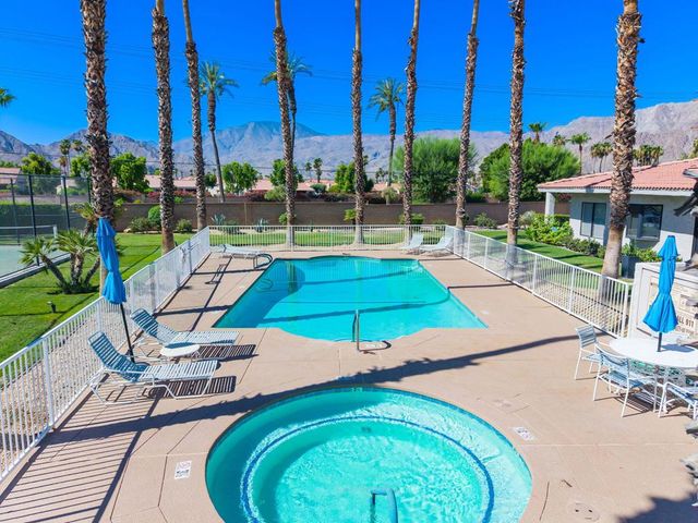 78169 Lago Drive, La Quinta, CA 92253