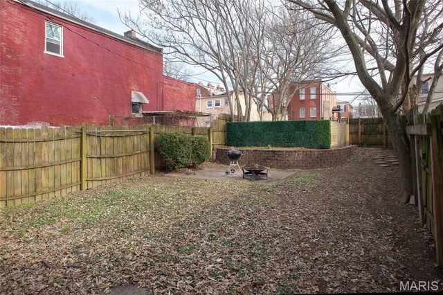 2628 Indiana Avenue, St Louis, MO 63118