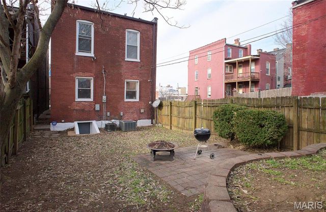 2628 Indiana Avenue, St Louis, MO 63118