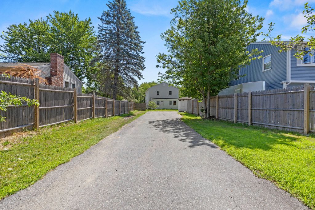 2 Wood Avenue, Saco, ME 04072 — photo 4