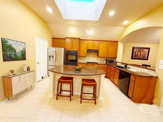 17507 N Riata Lake Drive, Cypress, TX 77433