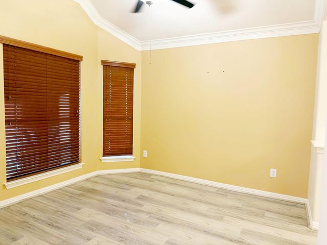 17507 N Riata Lake Drive, Cypress, TX 77433