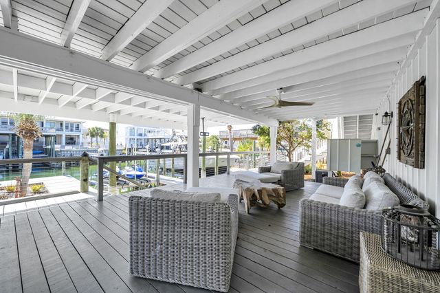 610 Lagoon Drive, Destin, FL 32541