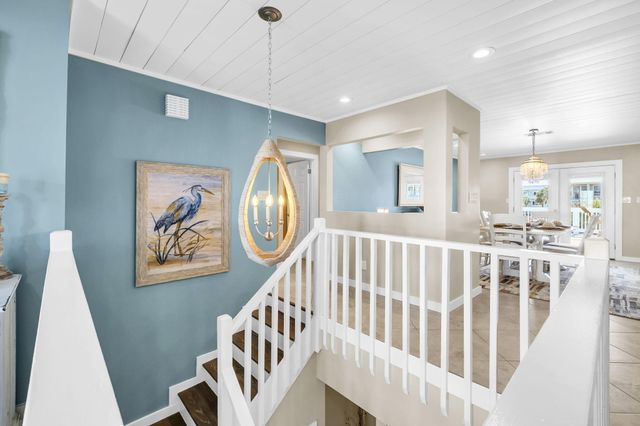 610 Lagoon Drive, Destin, FL 32541